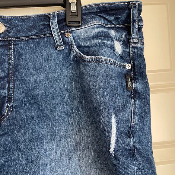 Silver Jeans Co. Denim Boyfriend Shorts - Size 14 - Picture 2 of 13